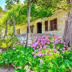 别墅 Na Garrovera *